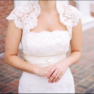 Monique Lhuillier Wedding Dress